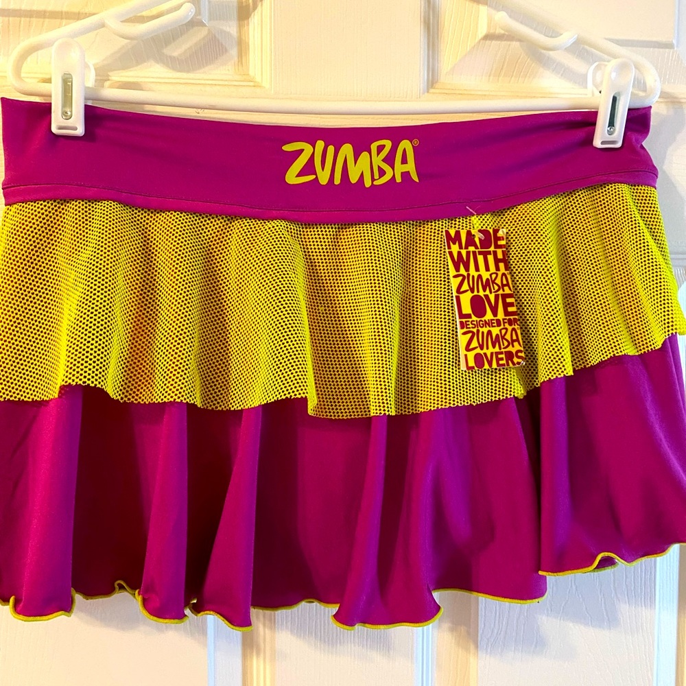 Large, NWT, Zumba skort